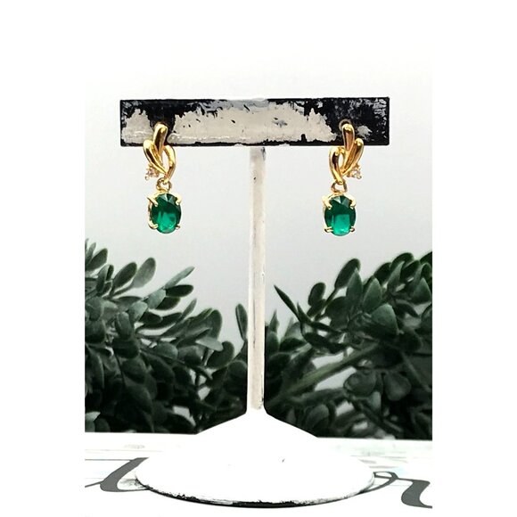 Vintage Style Gold-Tone Drop Earrings With Green Gemstone & Small Cubic Zirconia - Picture 5 of 8